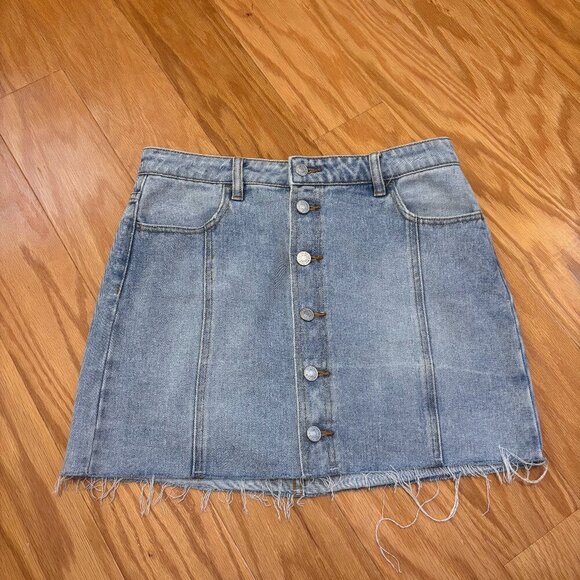 PACSUN Distressed Botton Hem Button-Up Denim Mini Skirt Womens Size 27 - Picture 1 of 5